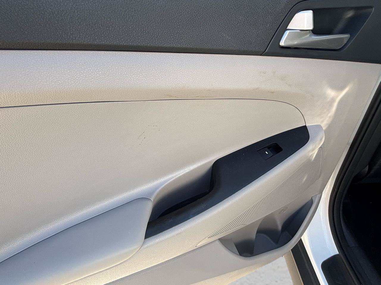 Used 2021 Hyundai Tucson Value w/ Cargo Package FWD image 16