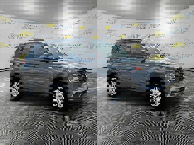 New 2025 Hyundai Venue SE image 78