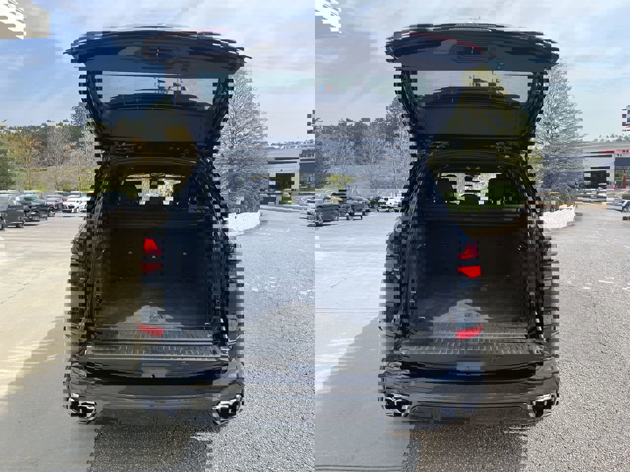 Certified 2026 BMW X5 M60i image 32