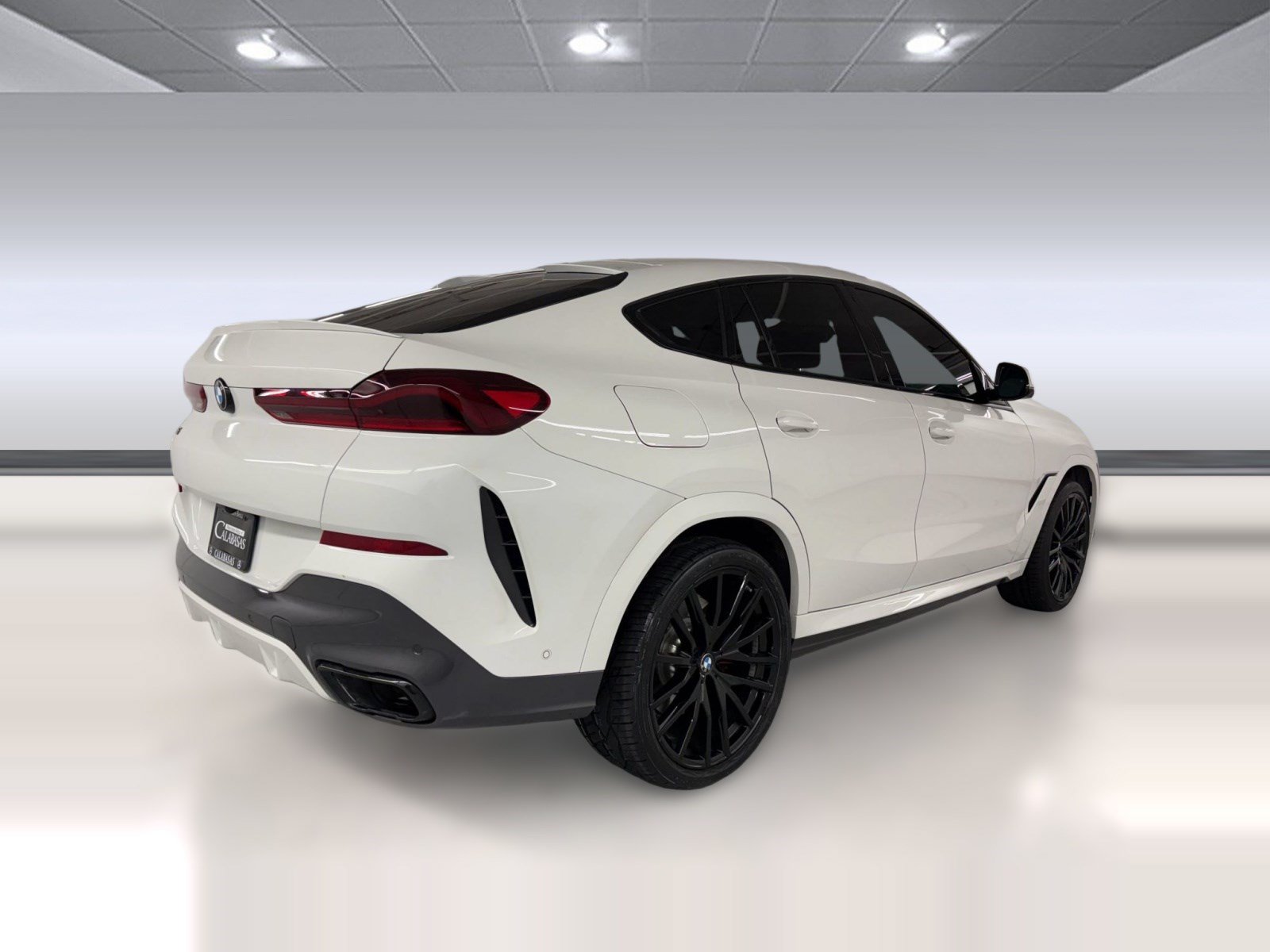 Used 2022 BMW X6 M50i w/ Executive Package AWD/4WD image 9