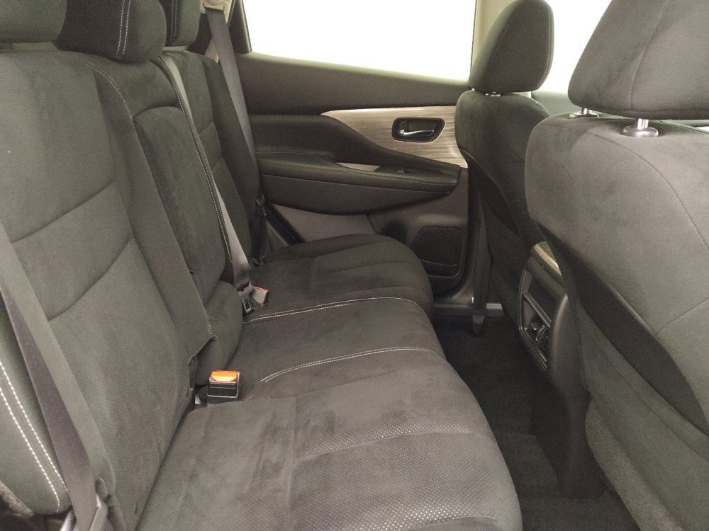 Used 2017 Nissan Murano S image 19