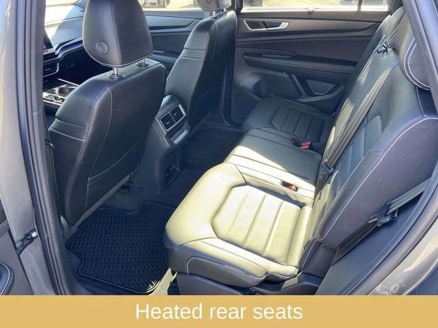 Used 2024 Volkswagen Atlas Cross Sport SEL R-Line image 30