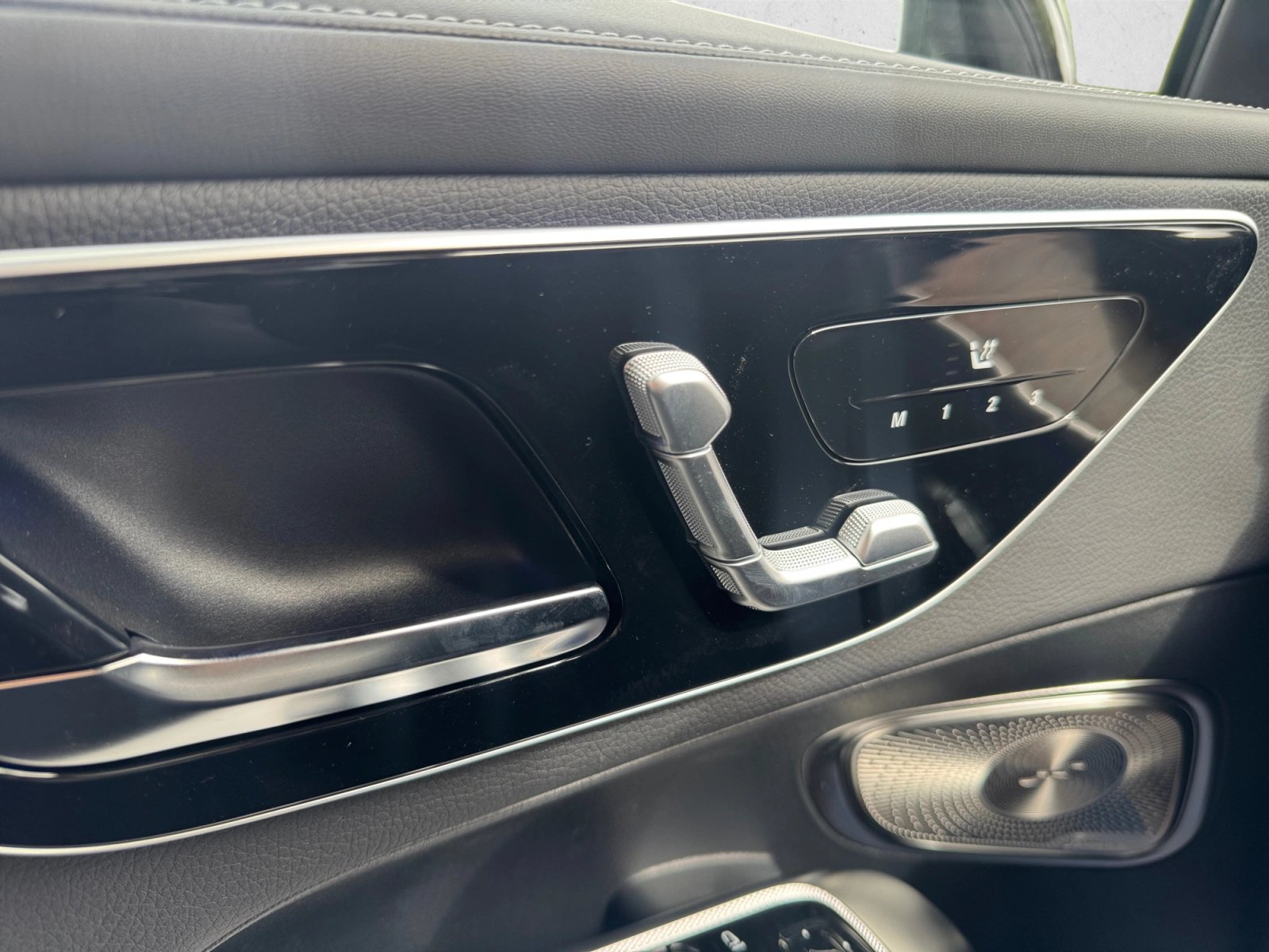 New 2027 Mercedes-Benz GLC 300 4MATIC image 10