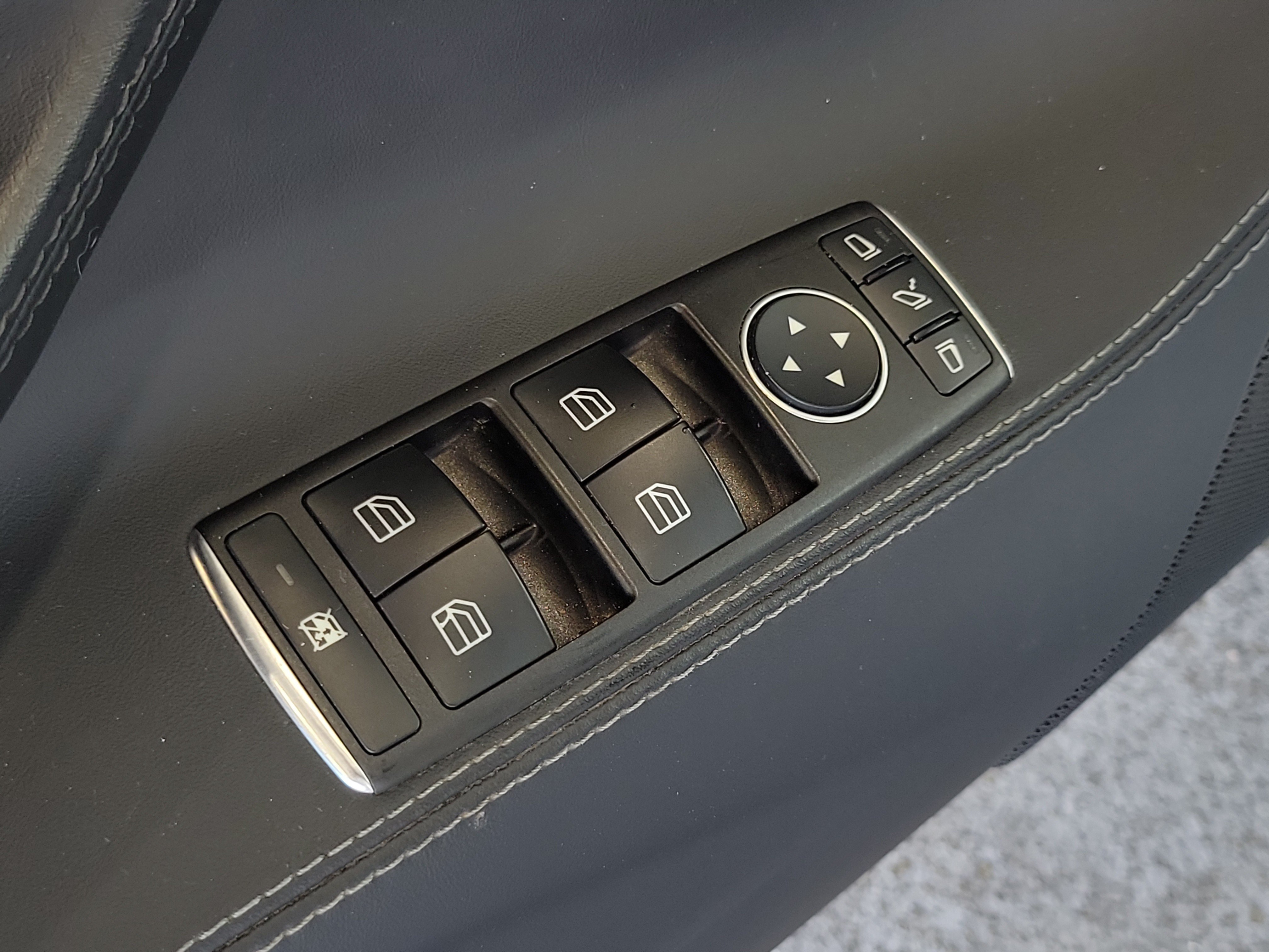 Used 2021 Tesla Model S Long Range Plus AWD/4WD image 16