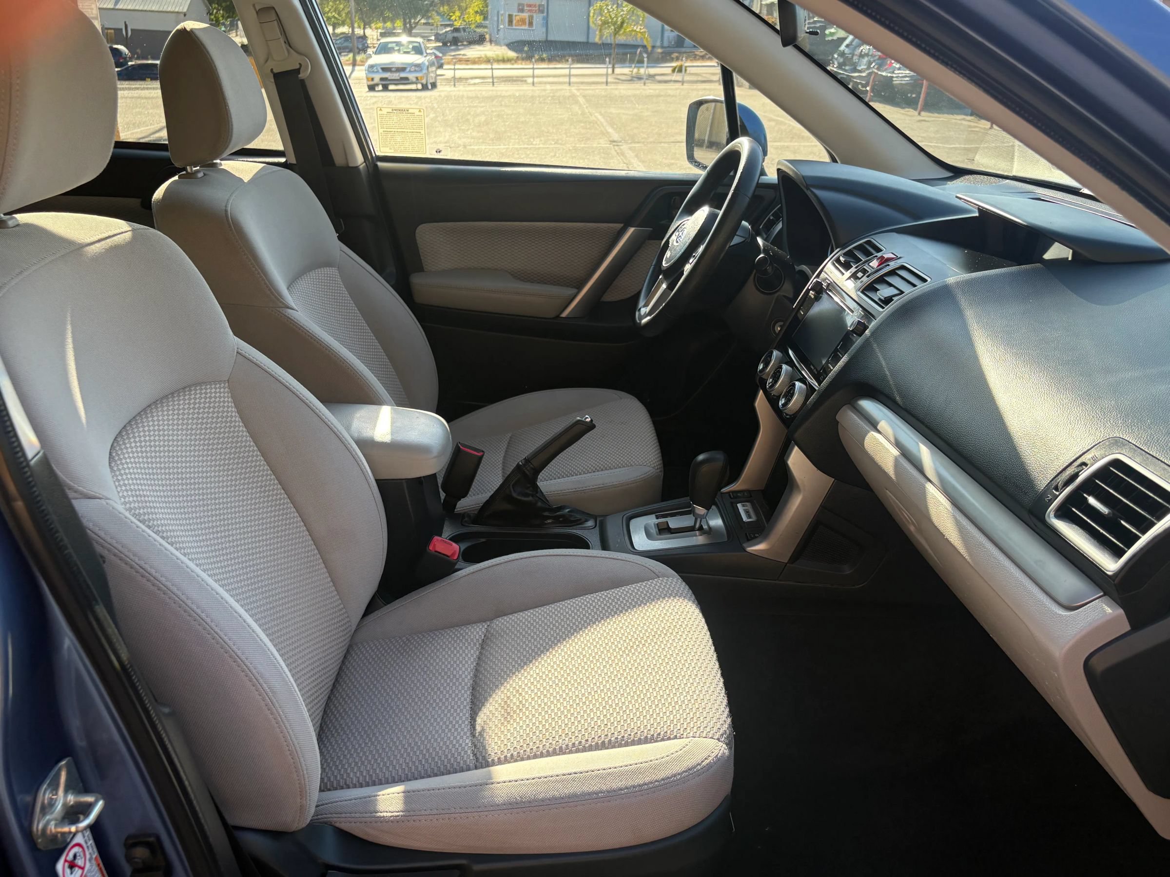 Used 2018 Subaru Forester 2.5i Premium AWD/4WD image 18