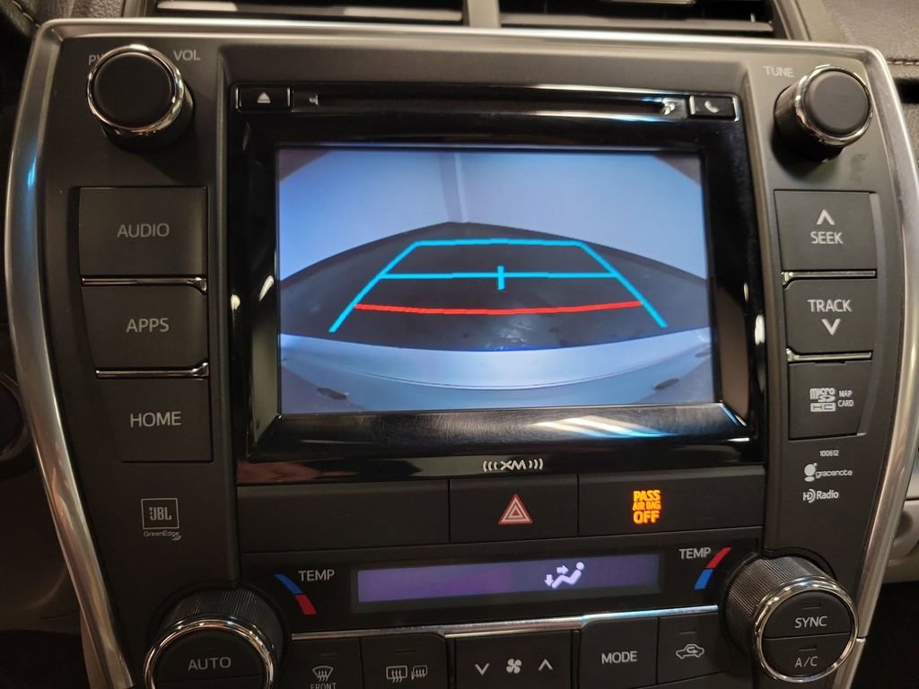 Used 2017 Toyota Camry XLE w/ Moonroof Package FWD image 17