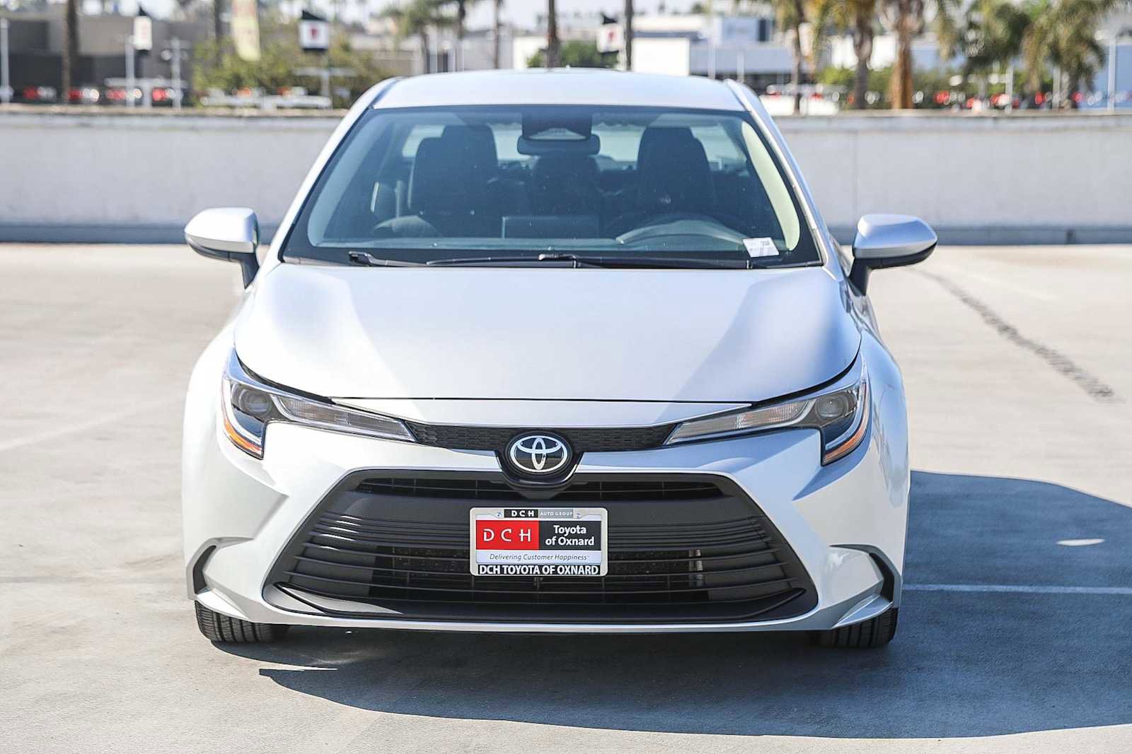 Used 2023 Toyota Corolla LE image 3