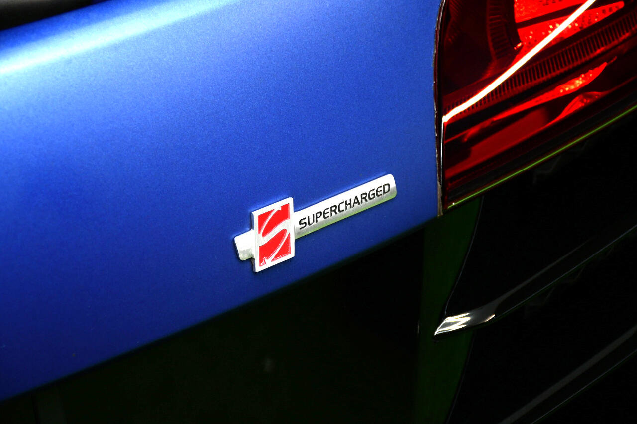 Used 2011 Audi R8 V10 image 17