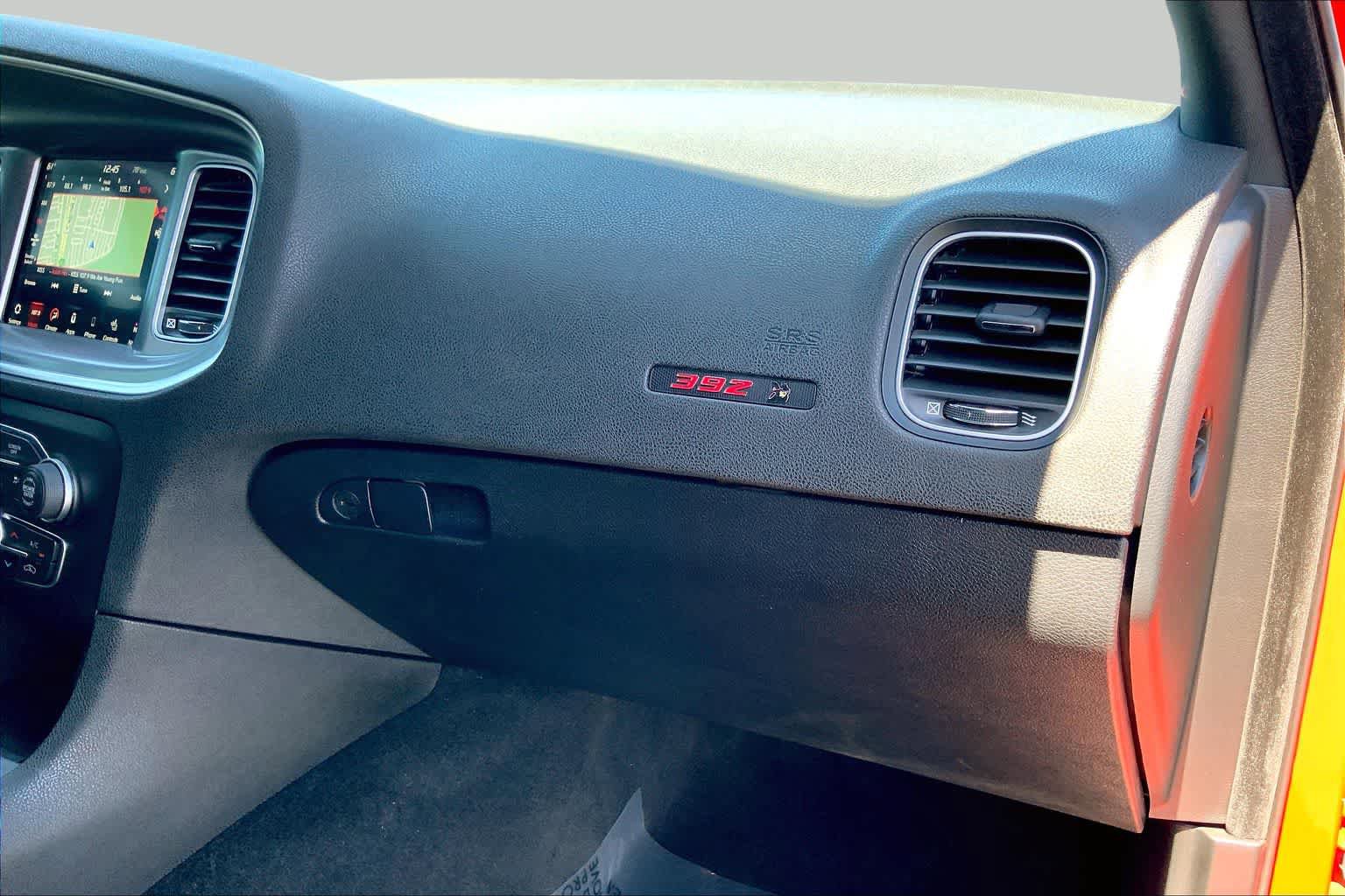 Used 2022 Dodge Charger Scat Pack w/ Harman/Kardon Audio Group RWD image 18