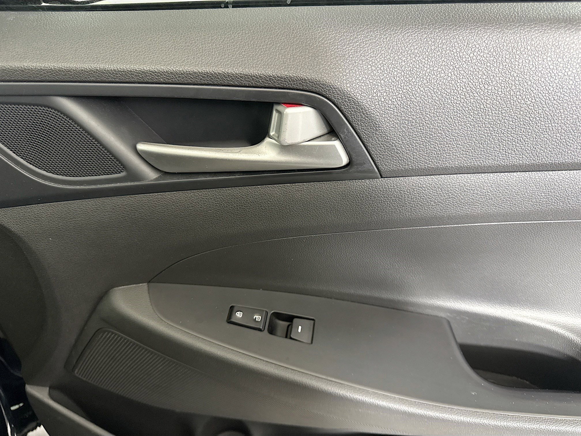 Used 2020 Hyundai Tucson SE image 30