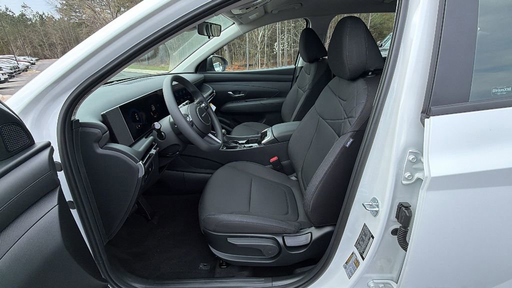 New 2026 Hyundai Tucson SE image 9