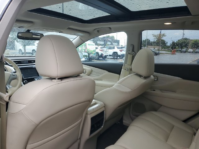 Used 2017 Nissan Murano AWD image 11