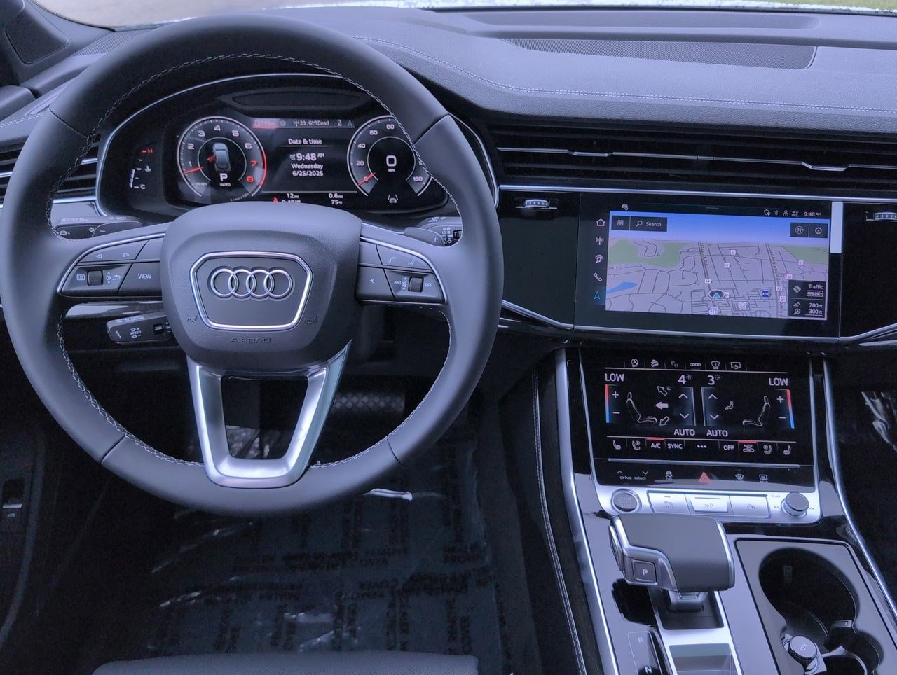 New 2025 Audi Q7 3.0T Prestige image 10