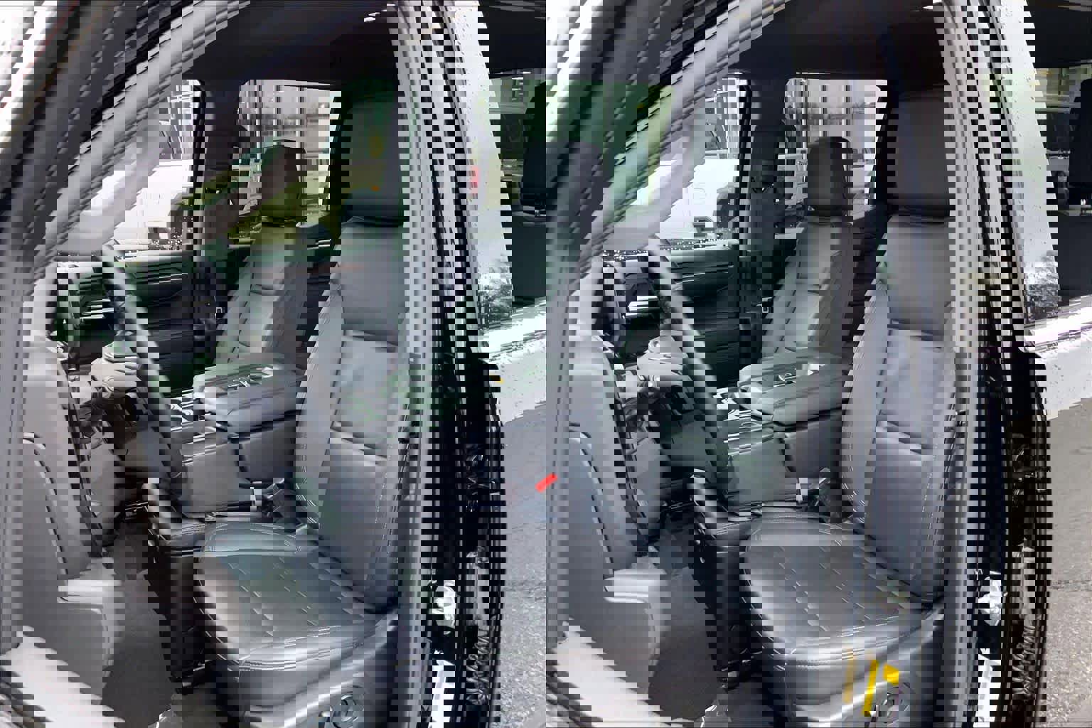 Used 2025 GMC Sierra 1500 SLT image 7