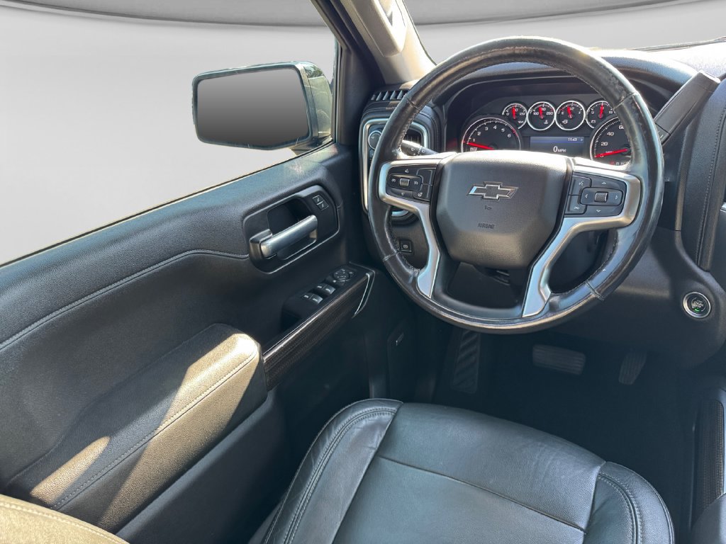 Used 2019 Chevrolet Silverado 1500 LT Trail Boss AWD/4WD image 19