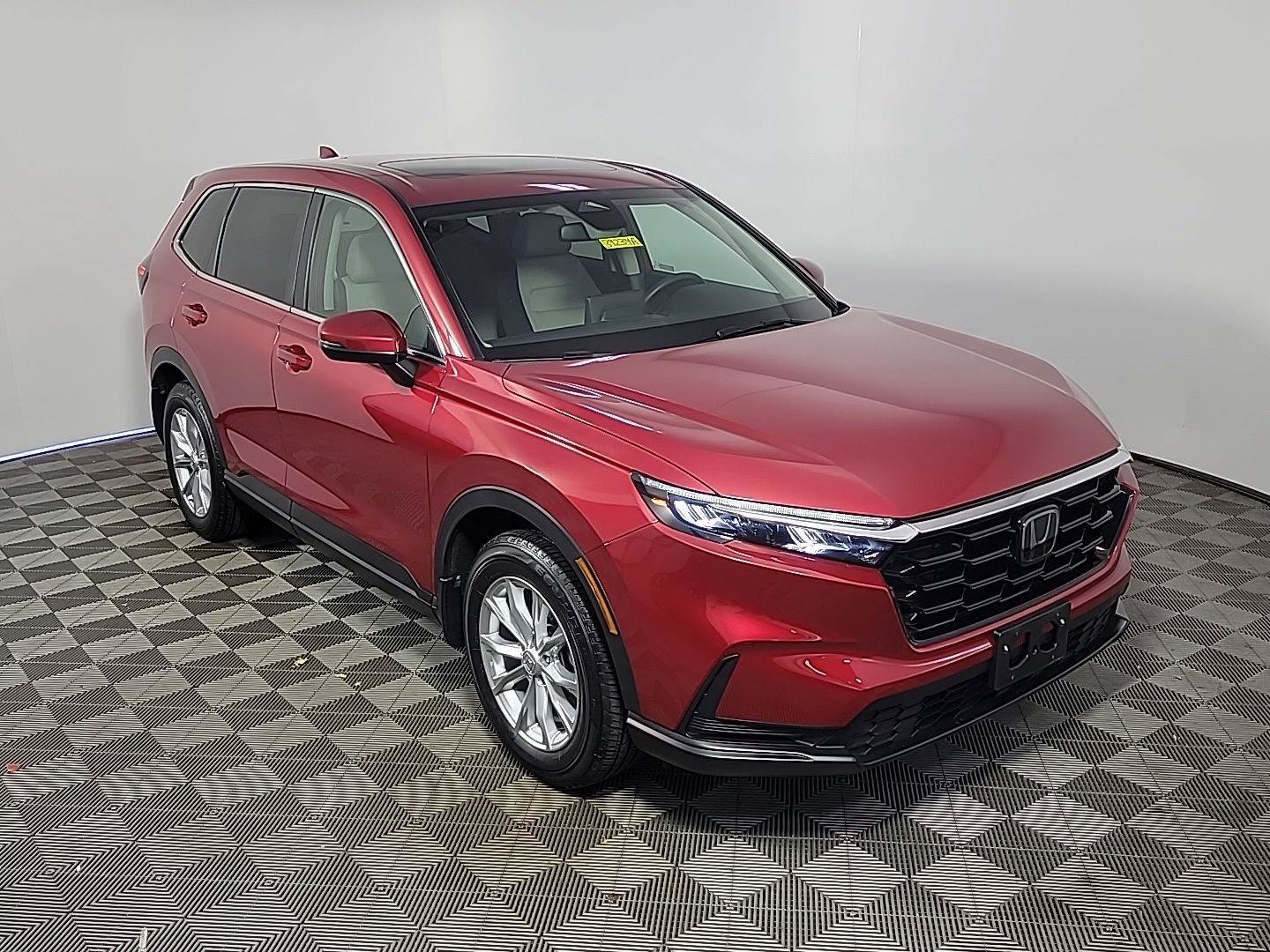 Certified 2025 Honda CR-V EX image 2