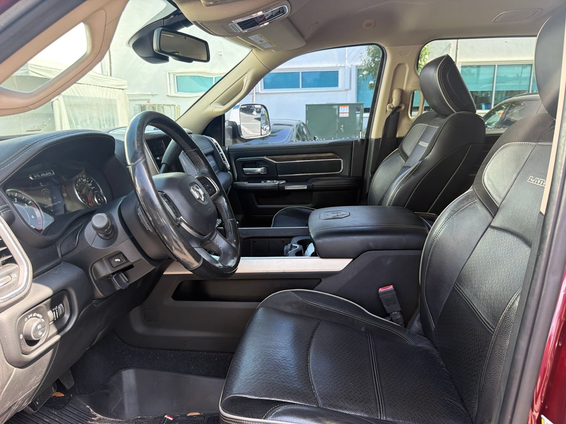 Used 2019 RAM 2500 Laramie AWD/4WD image 16