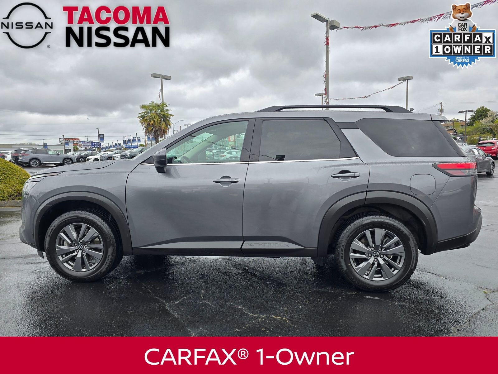 Used 2024 Nissan Pathfinder SV video 2