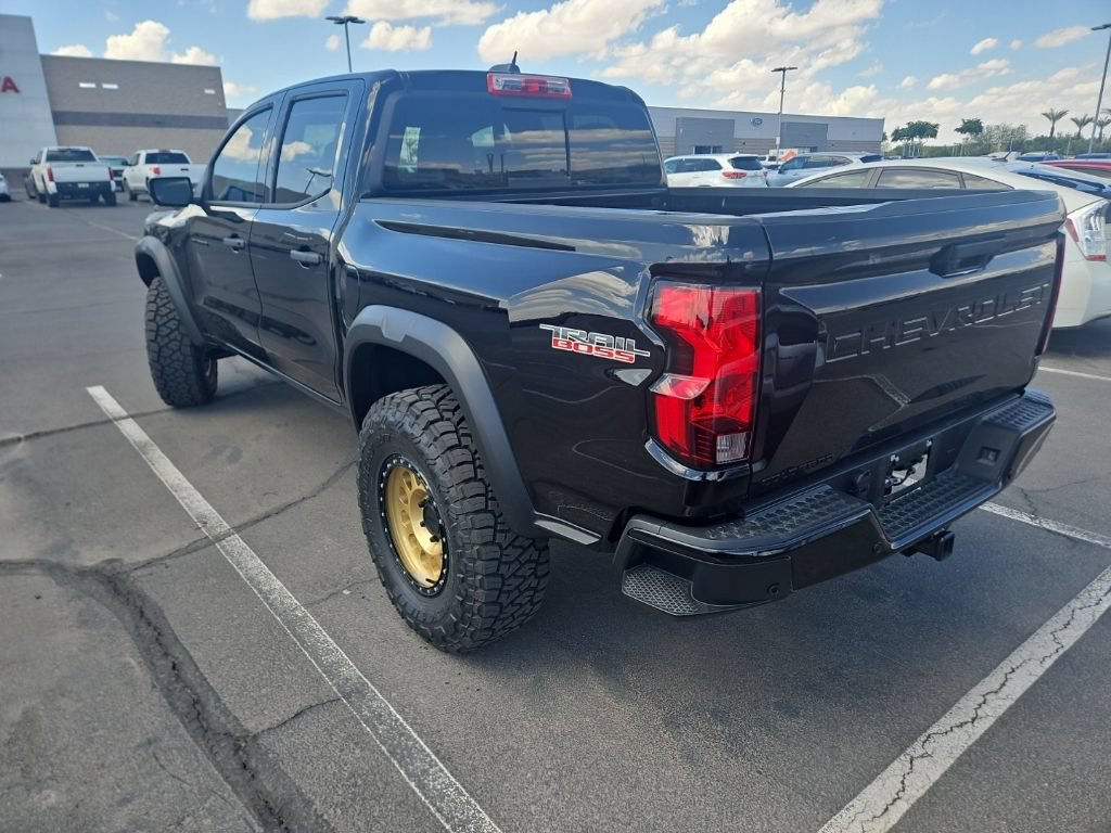 Used 2026 Chevrolet Colorado Trail Boss AWD/4WD image 2