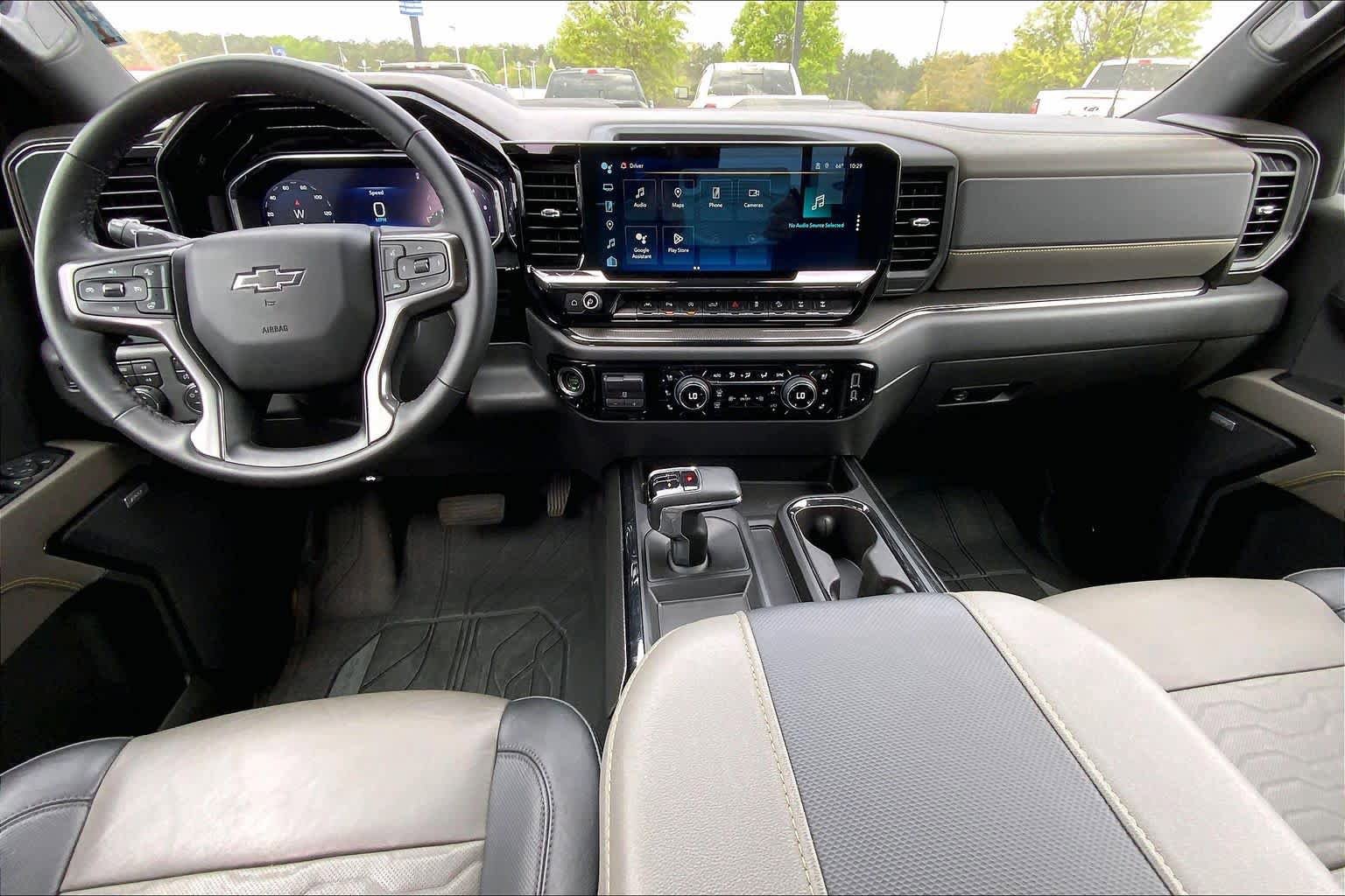 Used 2023 Chevrolet Silverado 1500 ZR2 w/ Technology Package image 15