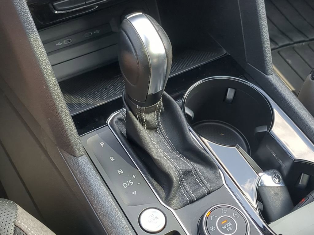 Used 2022 Volkswagen Atlas SEL Premium image 23