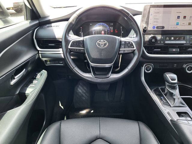 Used 2024 Toyota Grand Highlander AWD image 25