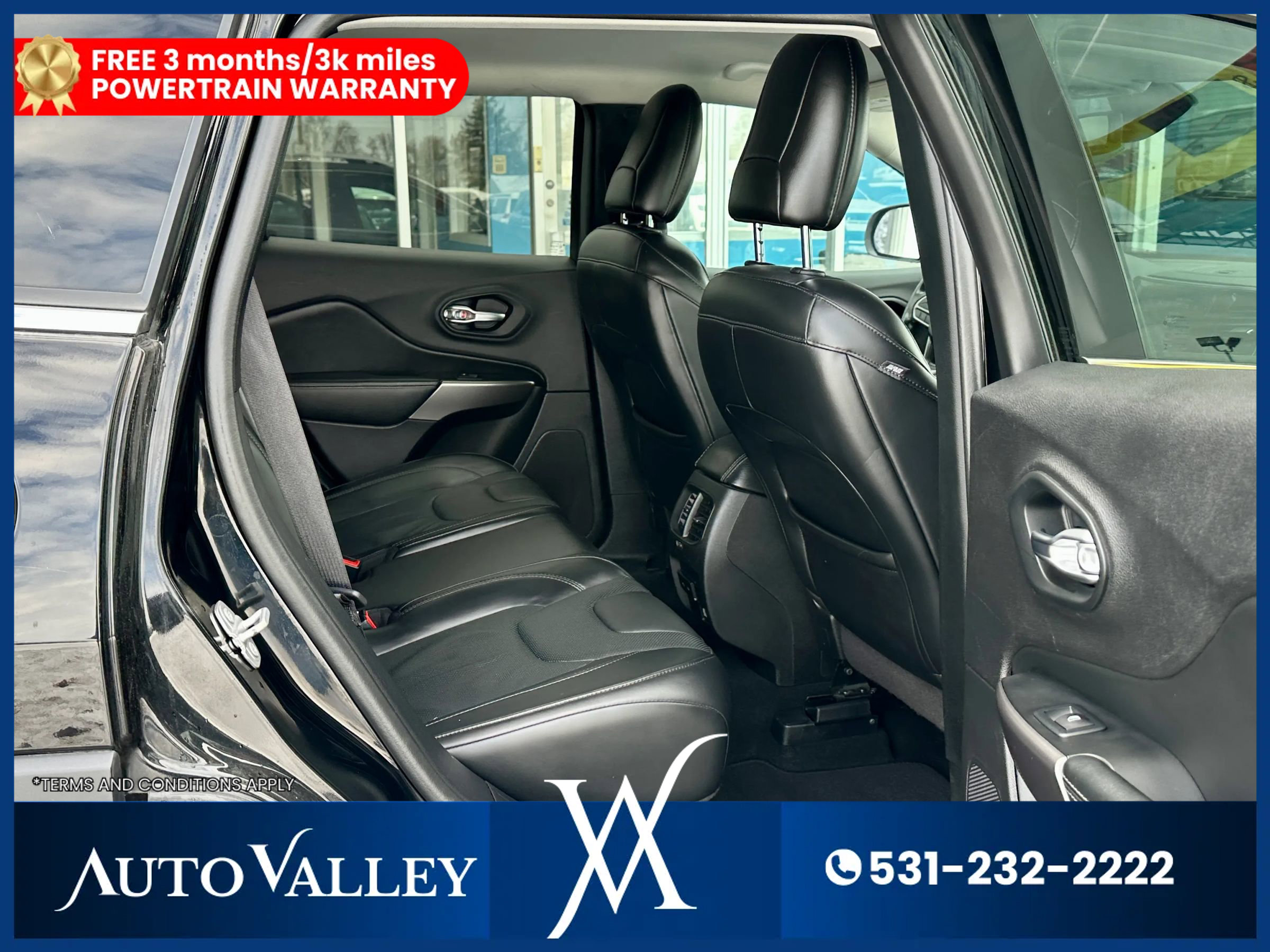 Used 2019 Jeep Cherokee Limited image 26