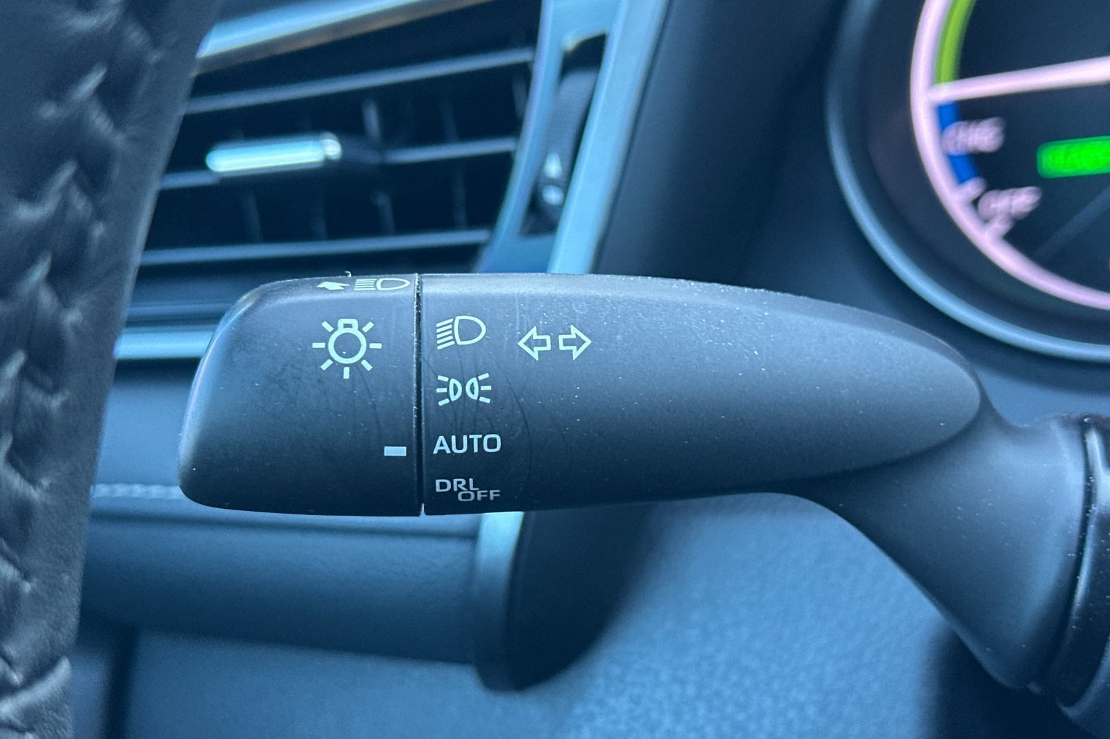 New 2023 Toyota Camry SE w/ Audio Upgrade Package FWD image 37