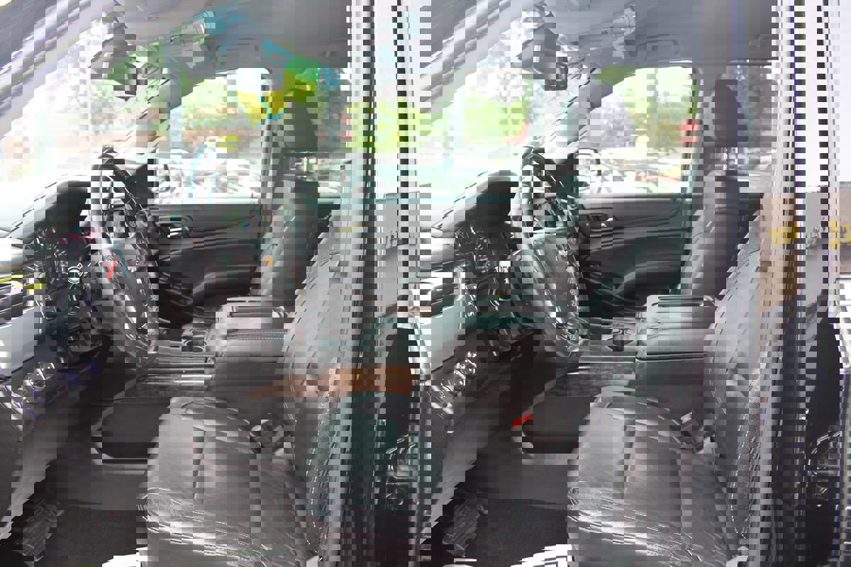 Used 2018 Chevrolet Tahoe LT AWD/4WD image 14