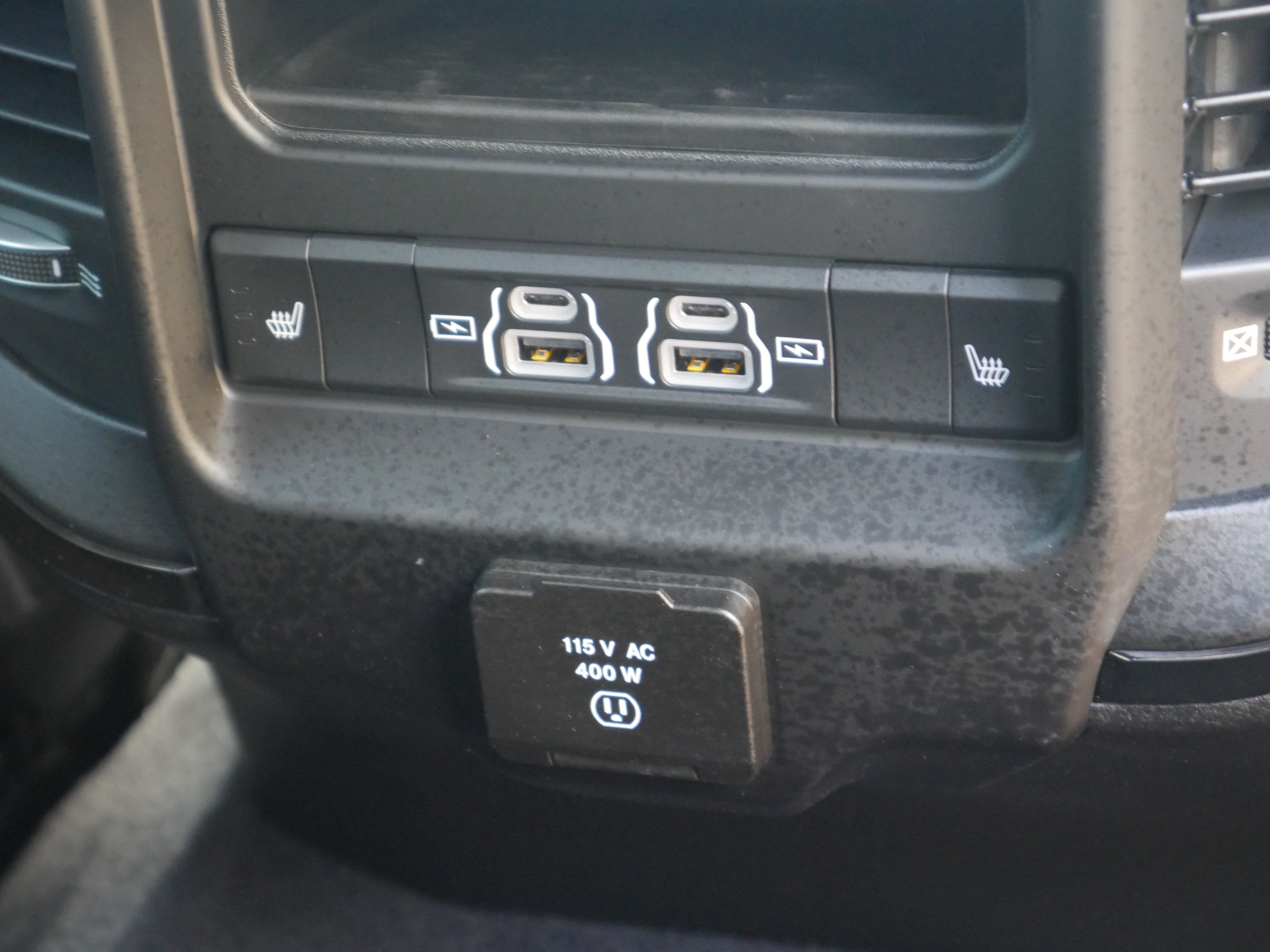 Used 2022 RAM 3500 Limited AWD/4WD image 40