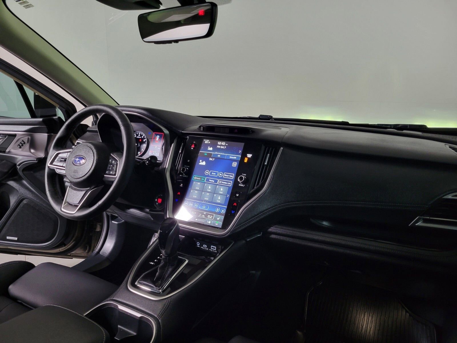 Certified 2025 Subaru Outback Limited XT w/ Tech Package 3 image 27