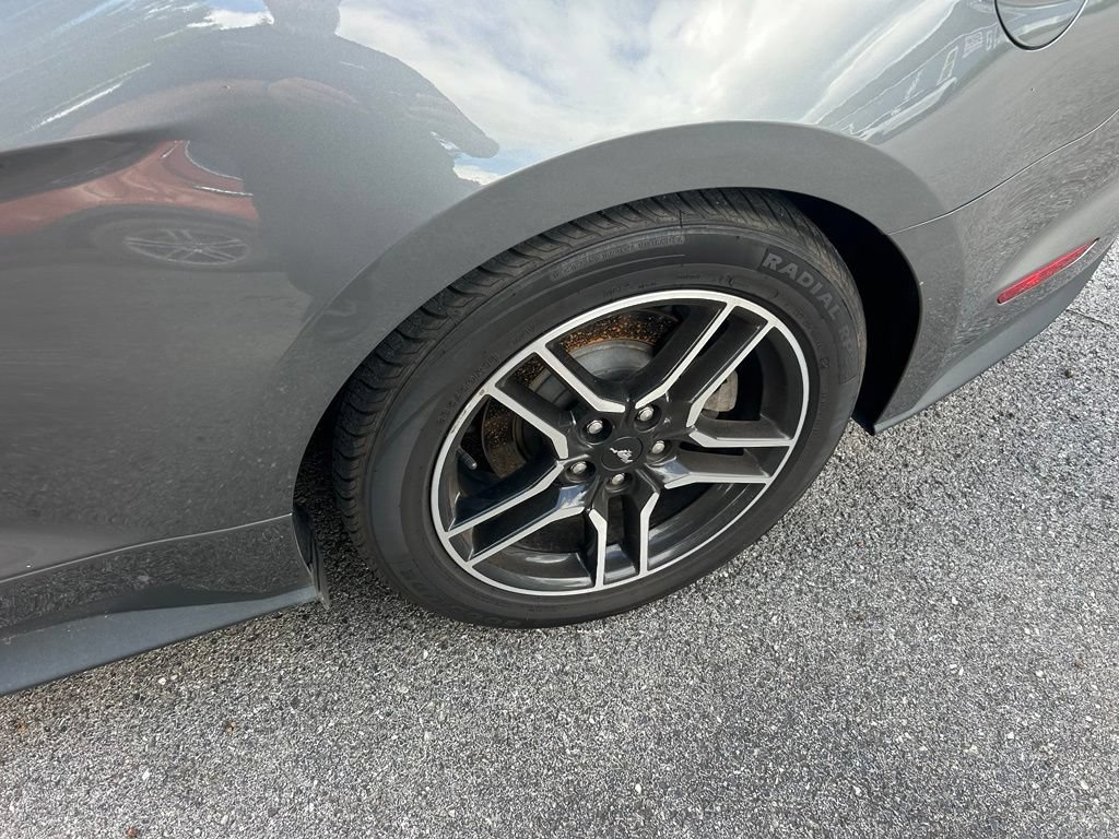 Used 2022 Ford Mustang Premium RWD image 11