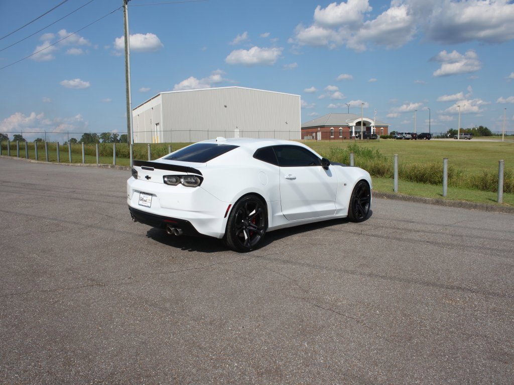 Used 2021 Chevrolet Camaro SS image 17