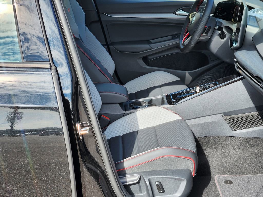 New 2025 Volkswagen GTI SE image 12