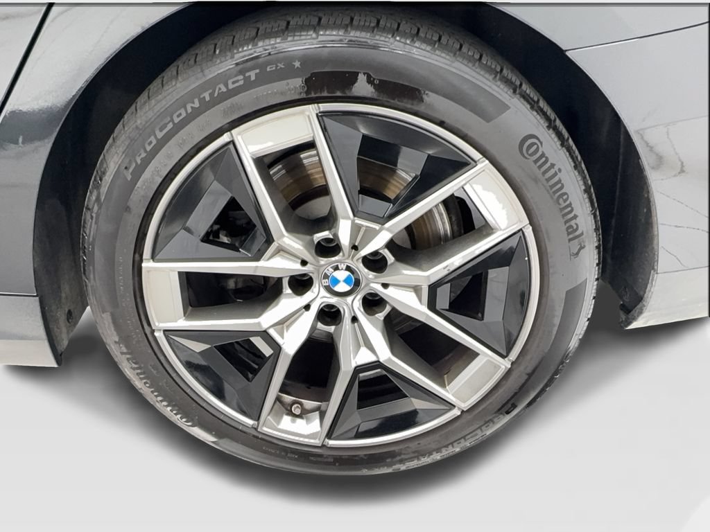 Used 2026 BMW 530i xDrive AWD/4WD image 13
