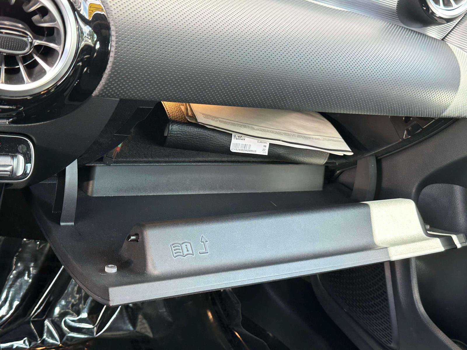 Certified 2022 Mercedes-Benz CLA 250 4MATIC image 29