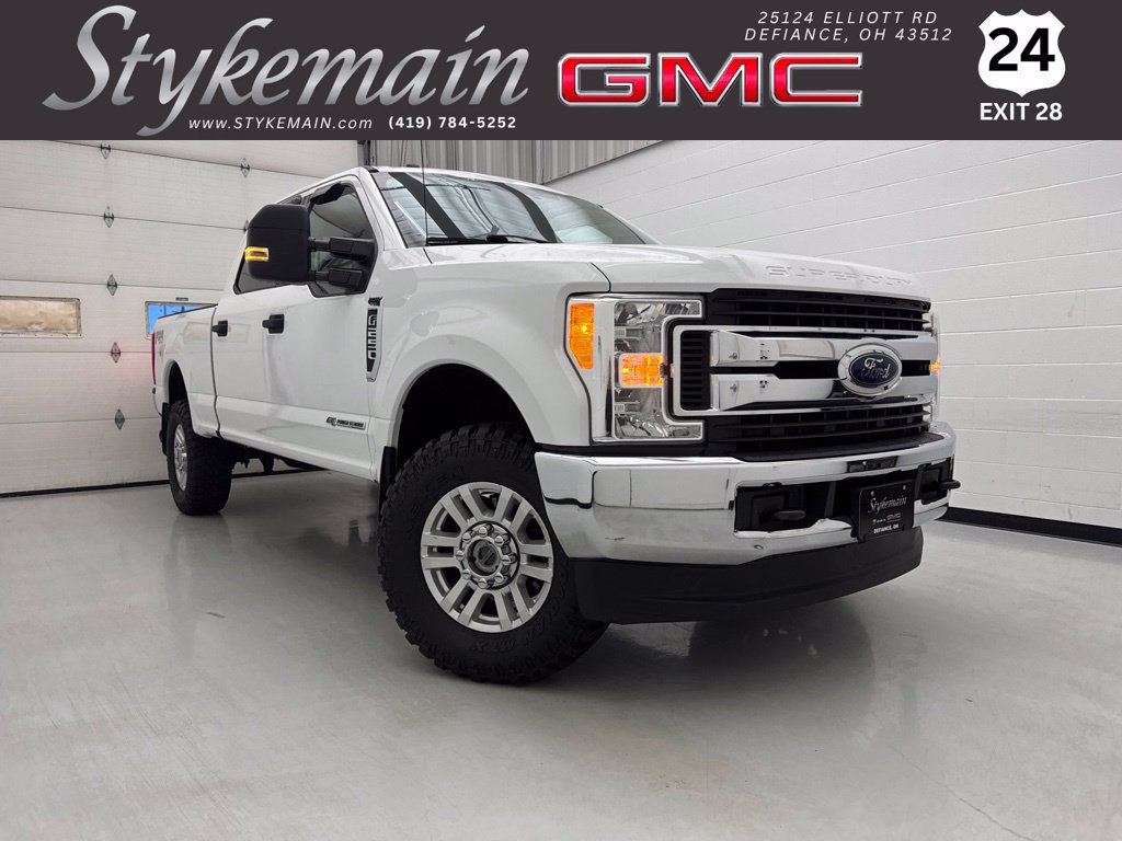 Used 2017 Ford F250 XLT w/ FX4 Off-Road Package