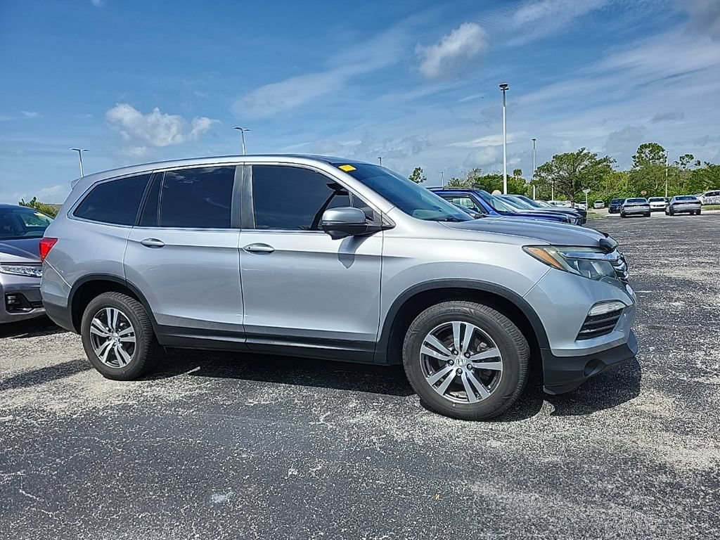 Used 2017 Honda Pilot EX-L image 2