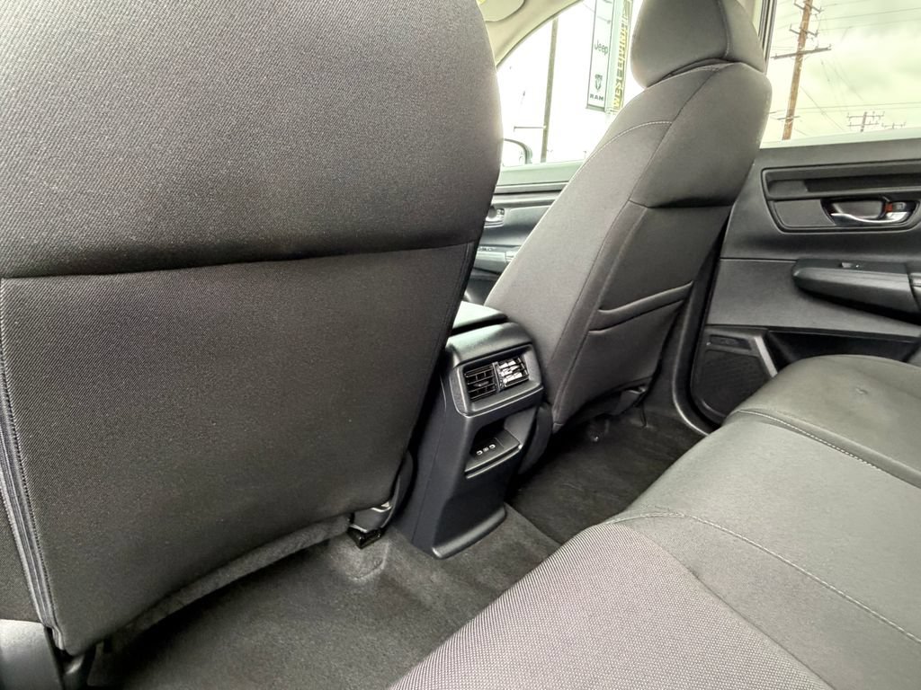Used 2025 Honda CR-V EX image 29