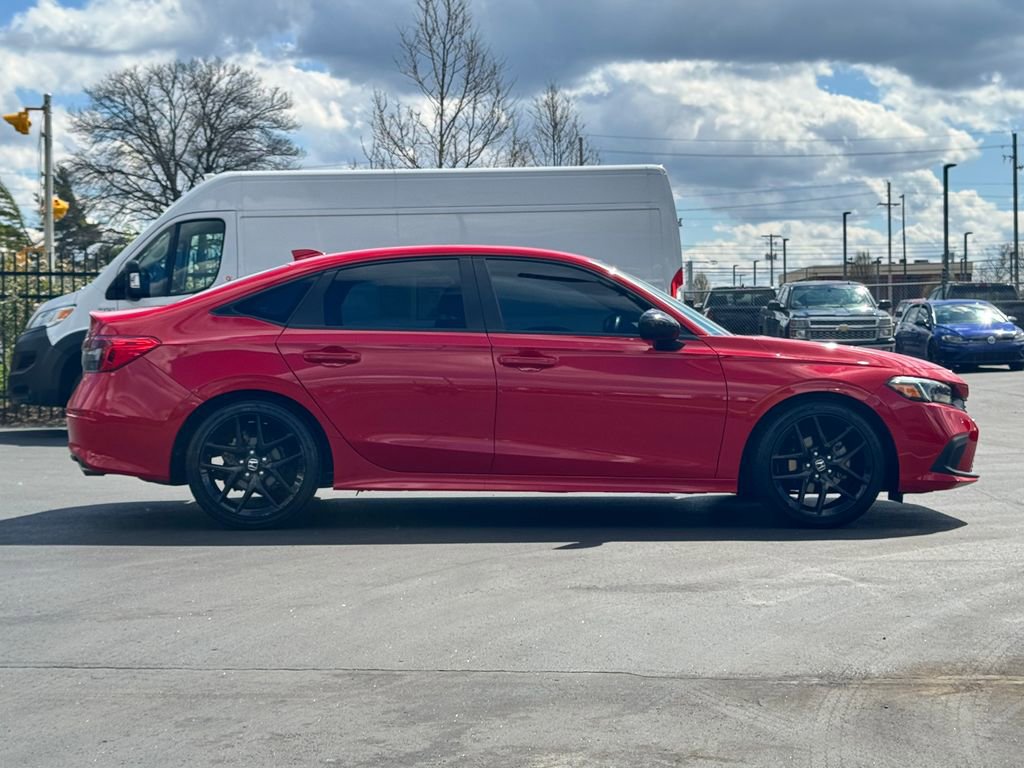 Used 2023 Honda Civic Sport image 13