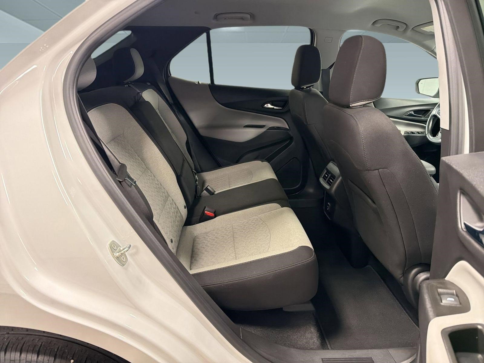 Used 2022 Chevrolet Equinox LT FWD image 30