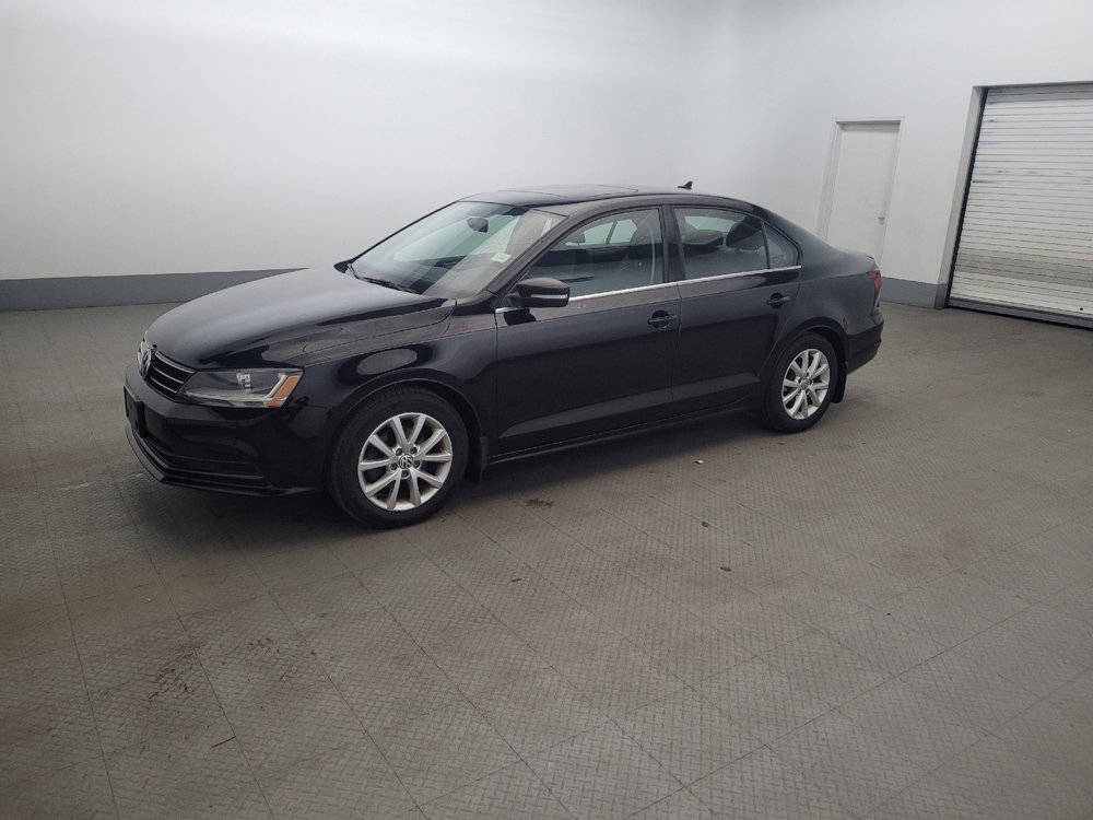 Used 2017 Volkswagen Jetta SE FWD image 2
