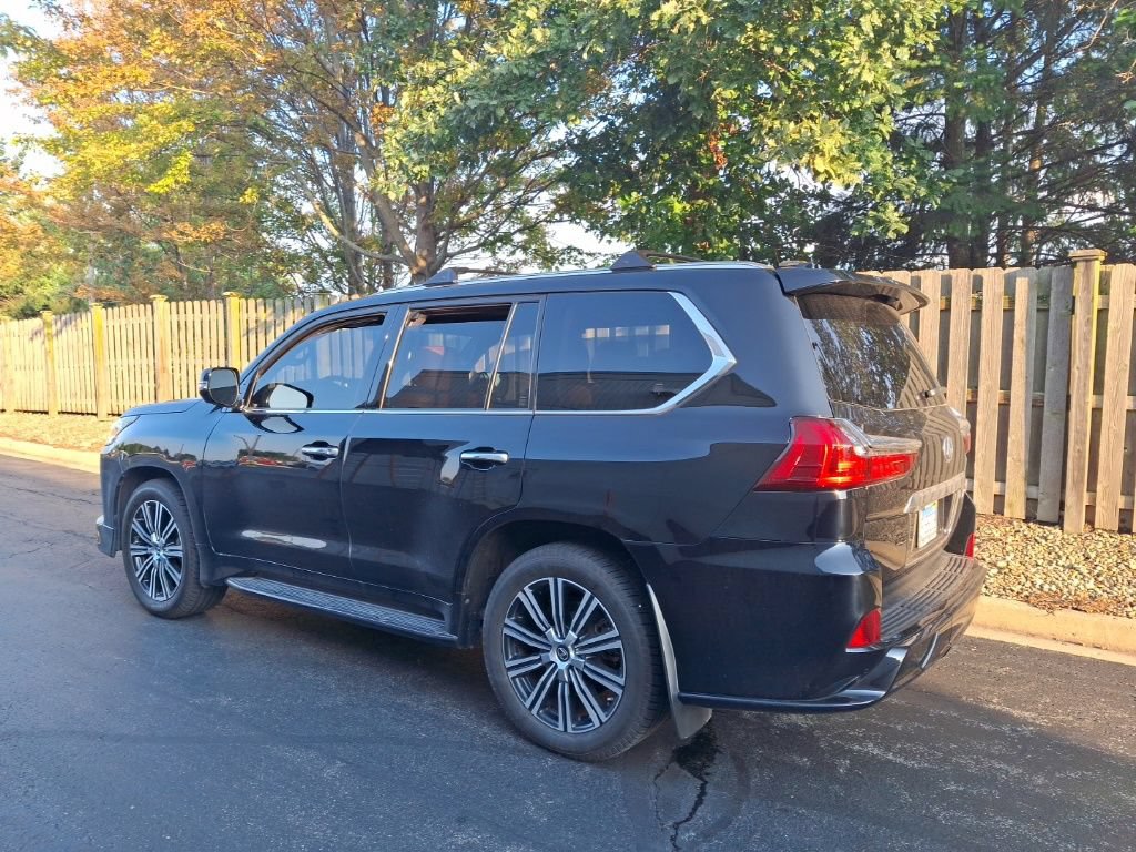 Certified 2020 Lexus LX 570 4WD w/ Sport Package image 3