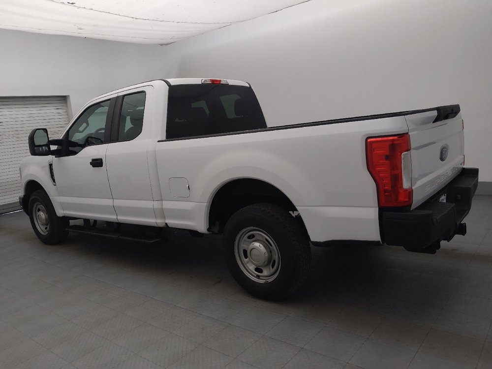 Used 2019 Ford F250 XL image 3