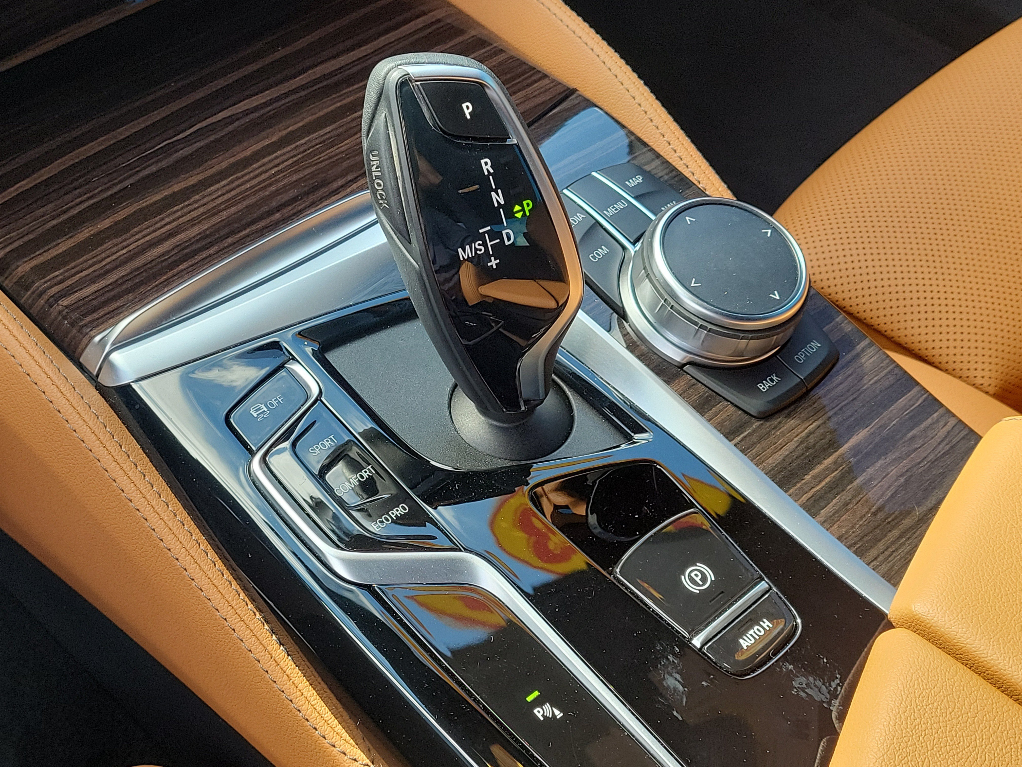 Certified 2023 BMW 540i w/ M Sport Package RWD image 31