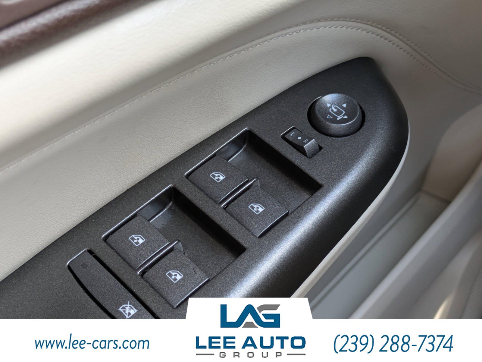 Used 2012 Cadillac SRX Luxury FWD image 20