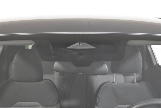 Certified 2025 Nissan Kicks SV AWD/4WD image 33
