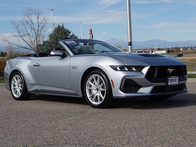 Used 2024 Ford Mustang GT Premium image 7