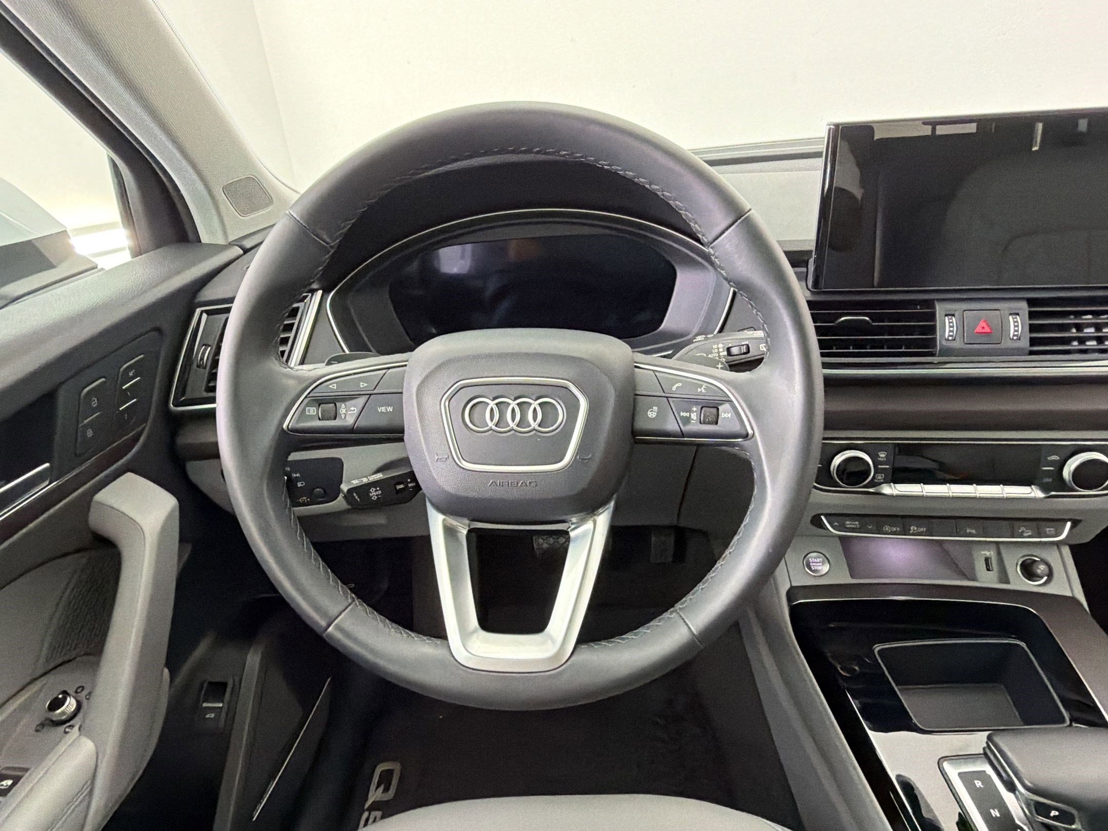 Used 2023 Audi Q5 2.0T Premium Plus w/ Premium Plus Package image 27