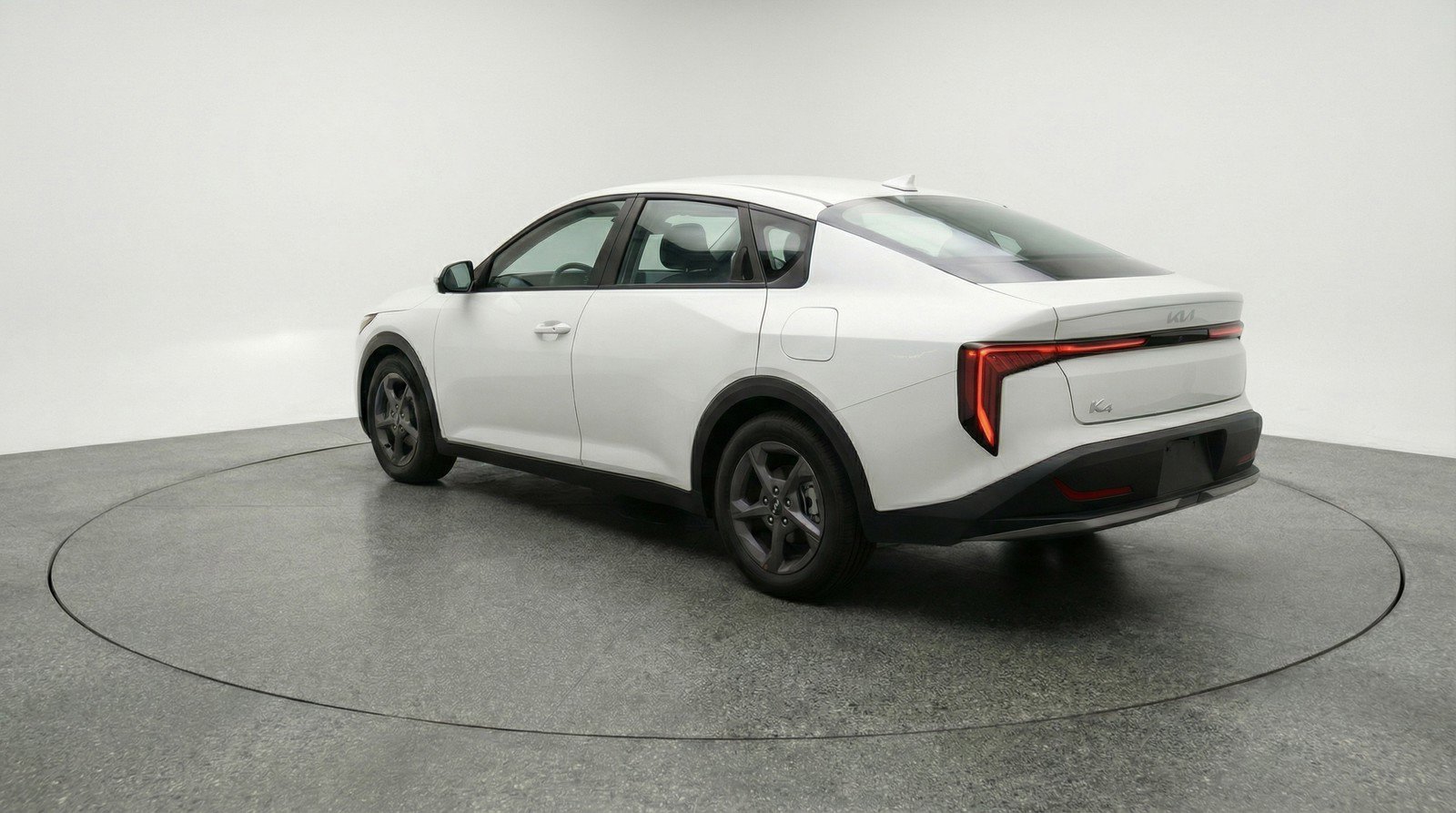 Used 2025 Kia K4 LXS image 6